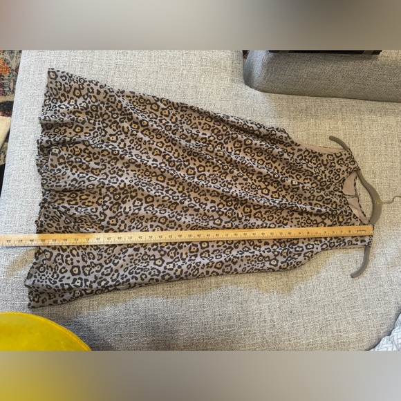 Loft Cream Brown Leopard Print Sleeveless Ruffle Hem Shift Dress Lined Sz M - Picture 13 of 13